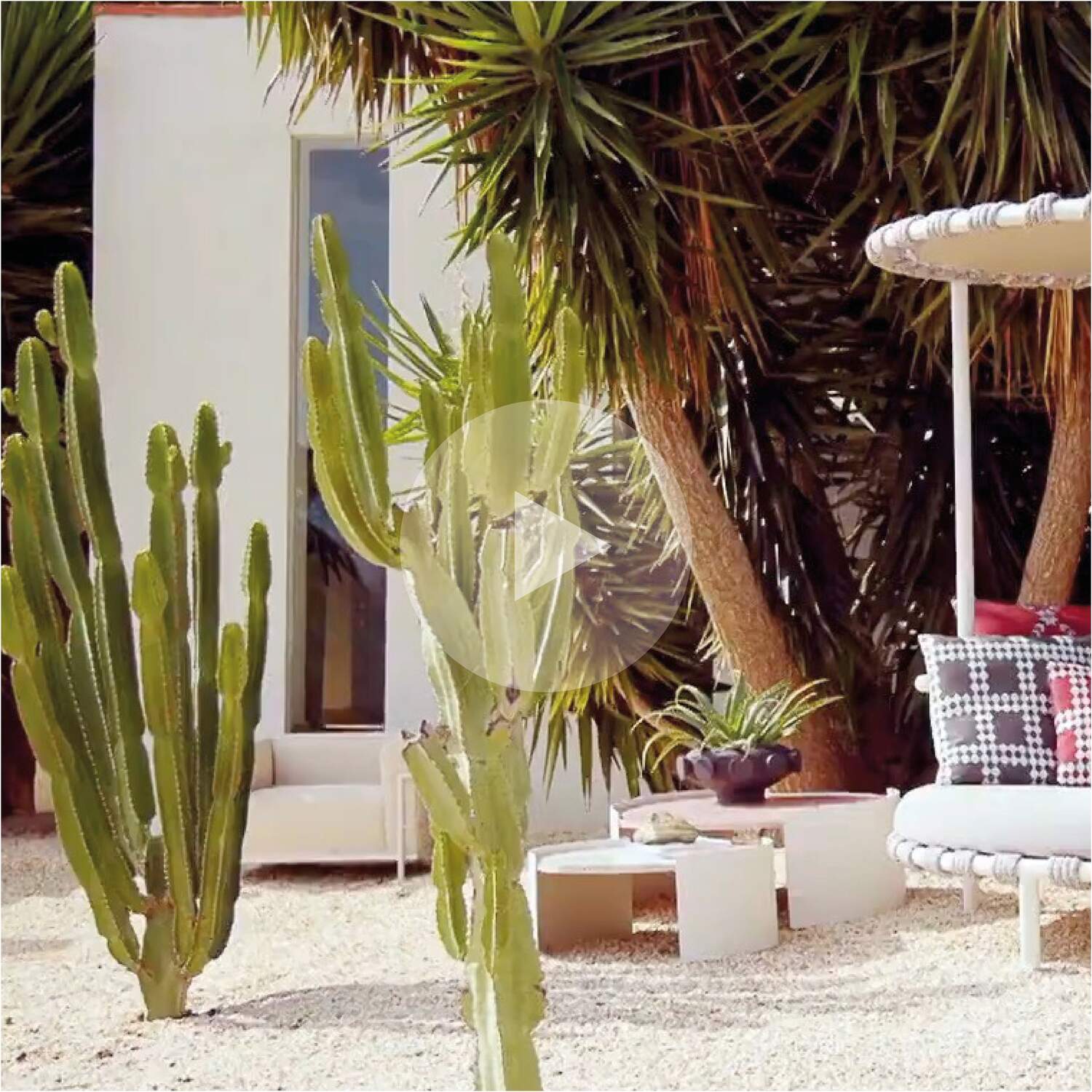 The Cassina Perspective Goes Outdoor  Little Private Paradise 5760x5760