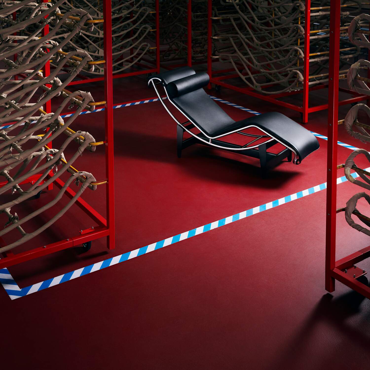 01 CASSINA 4 Chaise longue