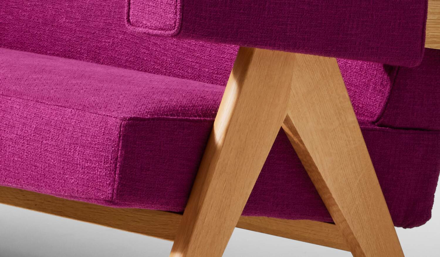 03 caratteristiche 053 capitol complex sofa