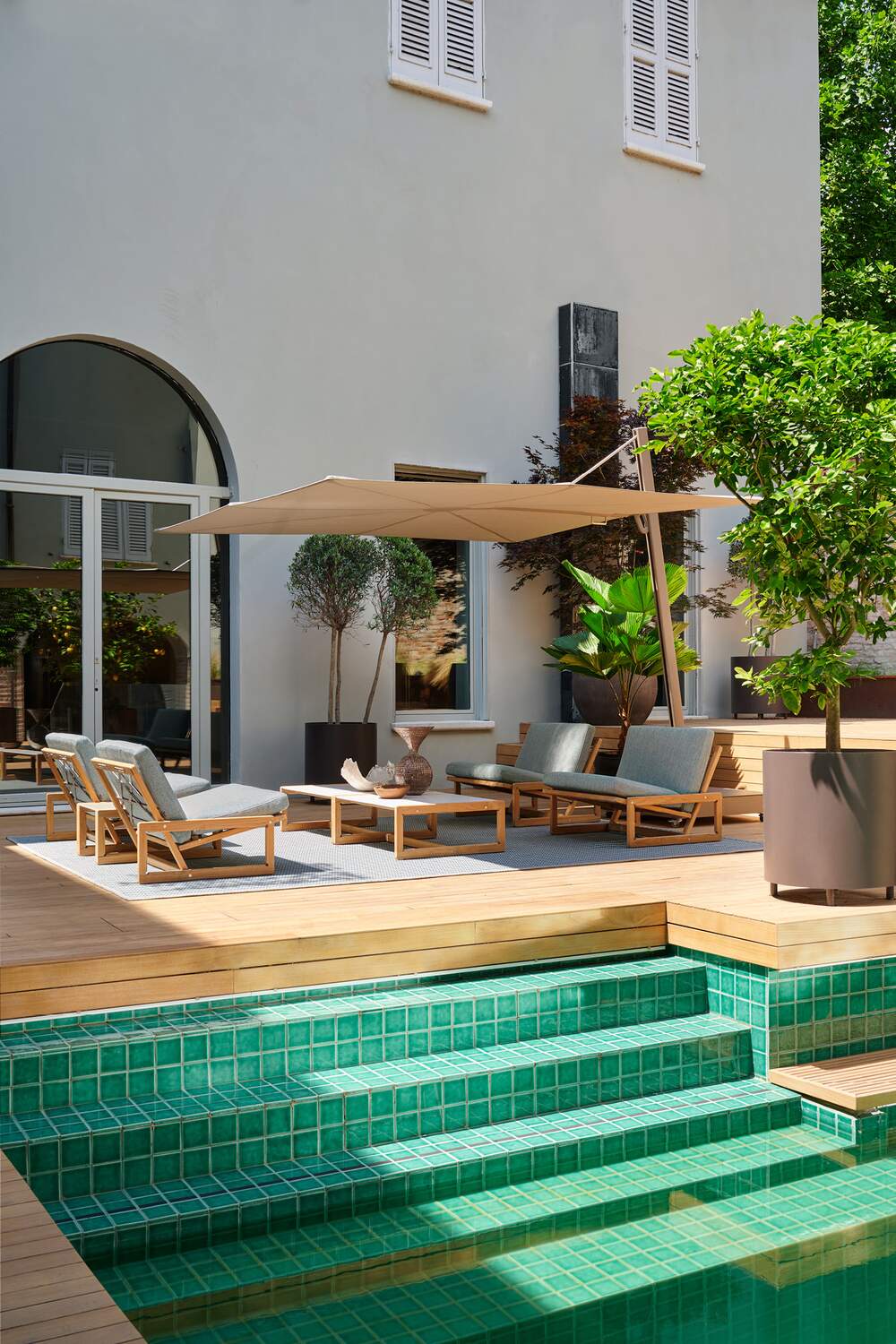 06 ambienti carlotta coffee table