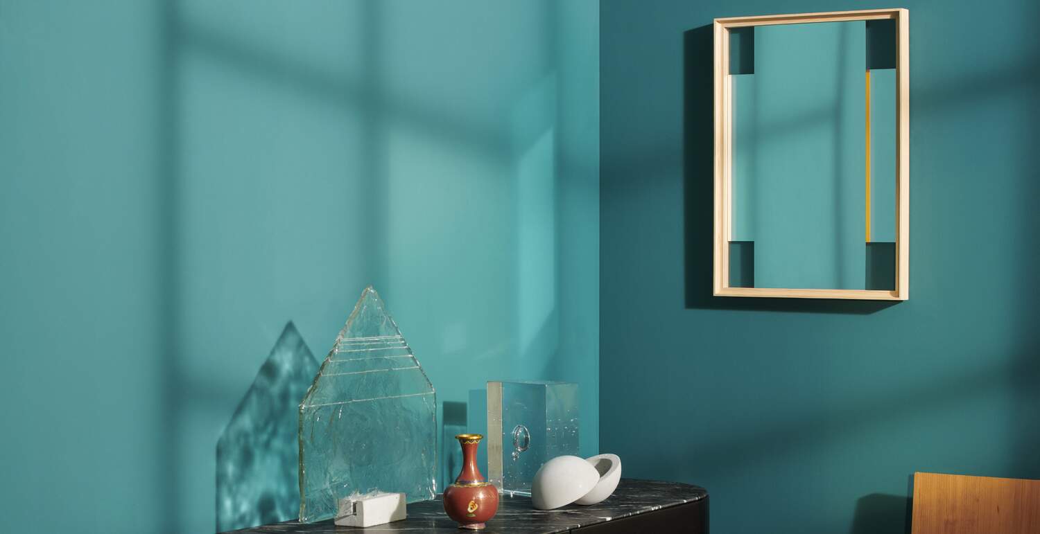 01 Hero 083 deadline 2 crossing paths