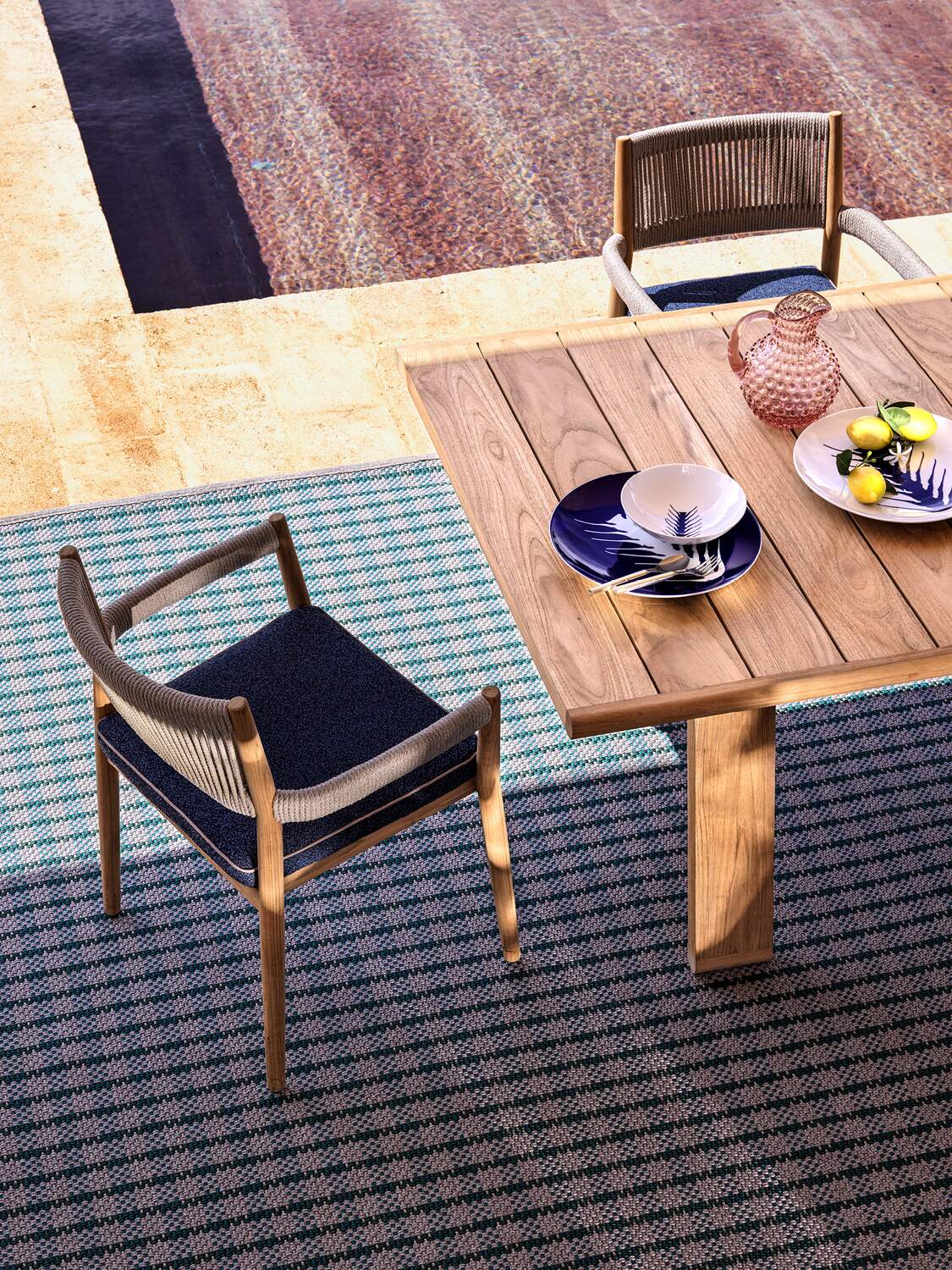 03 ambienti dine out table