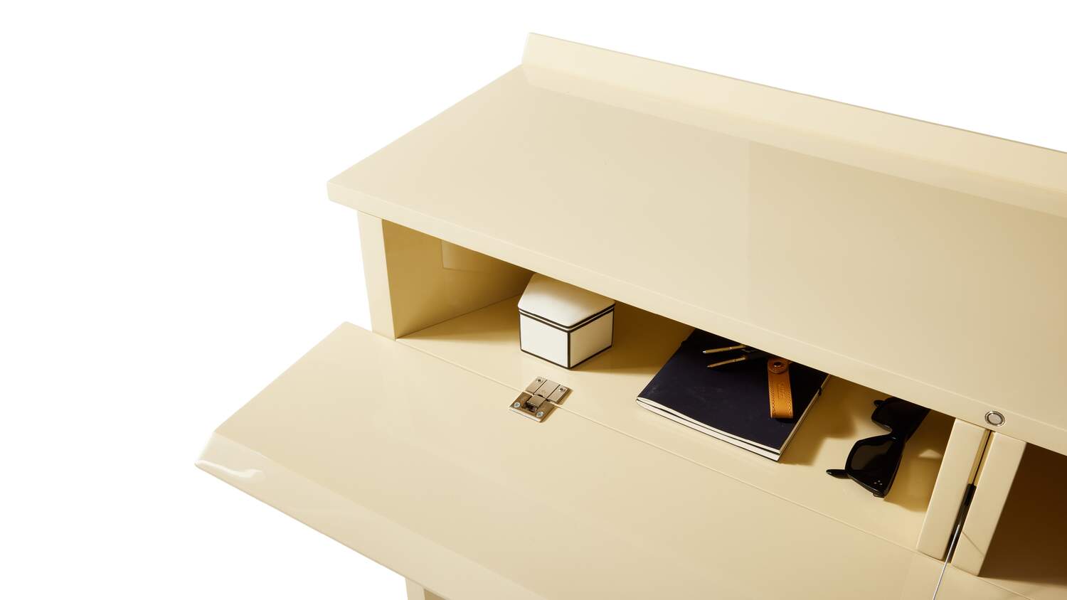 10 dettagli 555 hayama