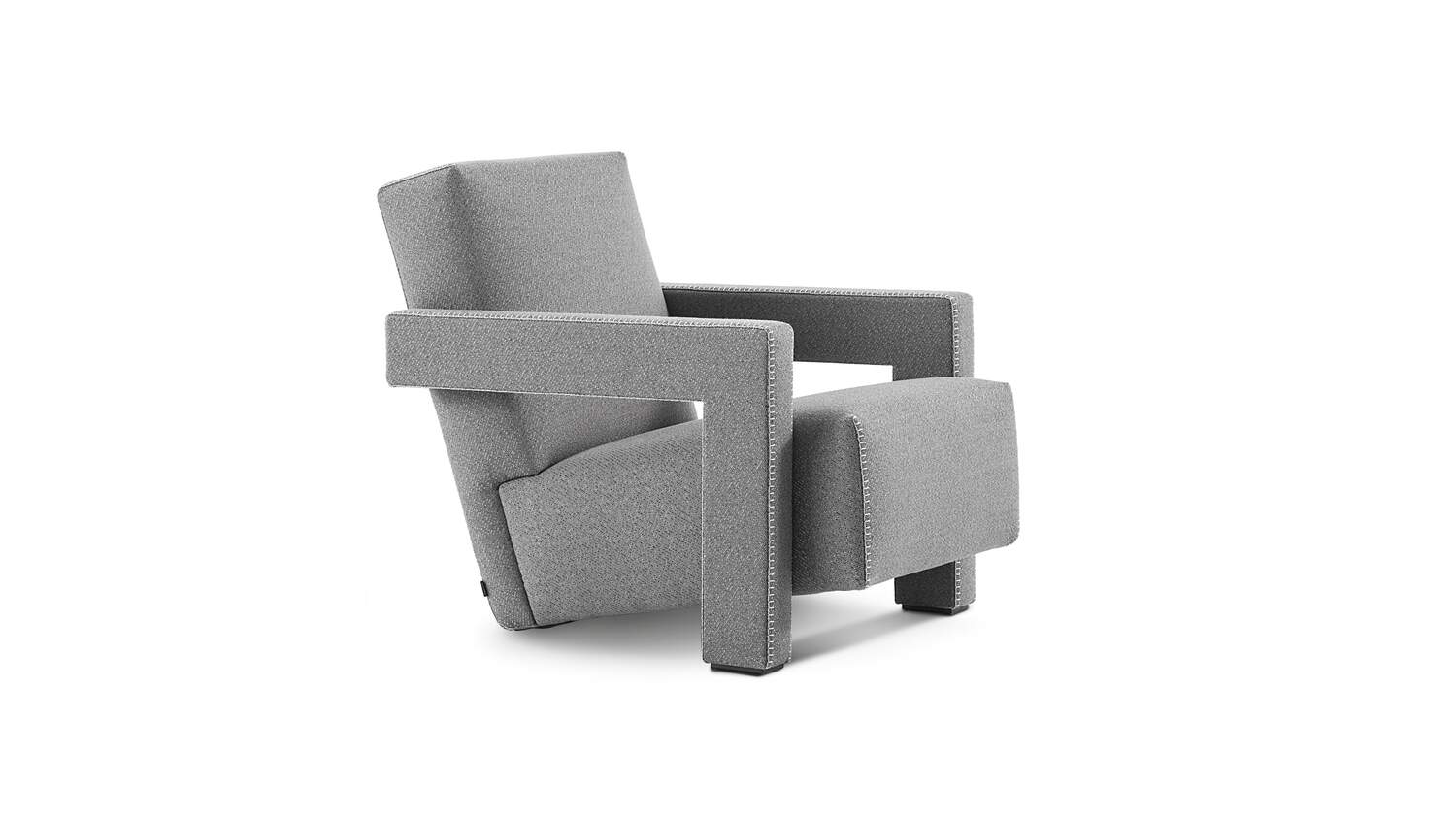 06 dettagli 637 utrecht armchairs 6