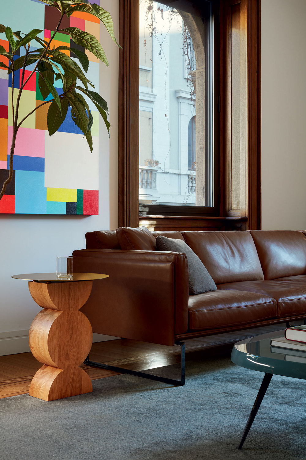 3675 ambientata divani catalogo living collection 2019 202 8 piero lissoni depasquale maffini pelle naturale zz 13z361 tabacco tavolini 527 mexique charlotte perriand legno laccato lucido lp 339 petrolio alluminio metallo canna di fucile w7