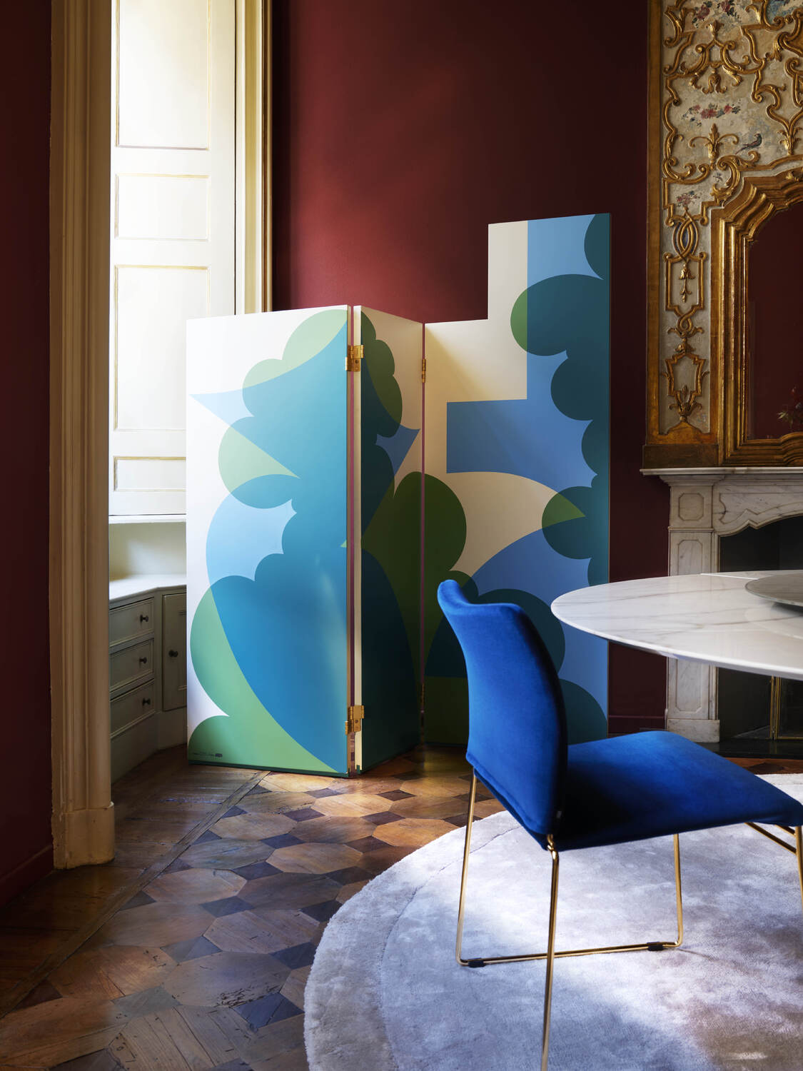 3 a stately home dining