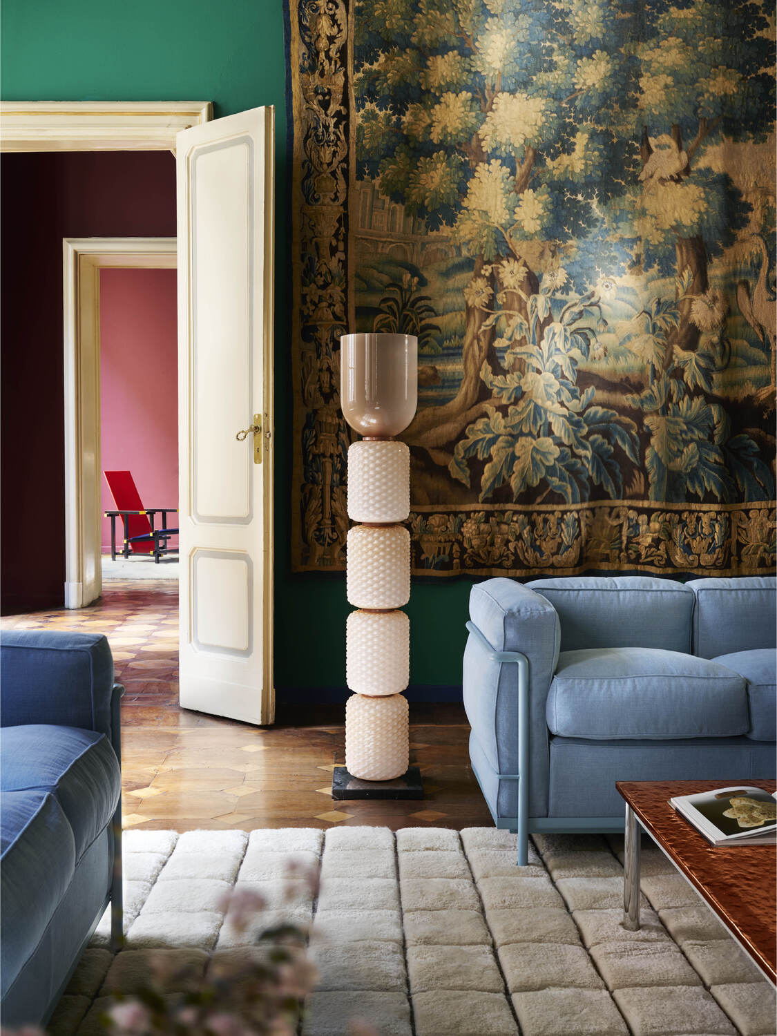 4 a stately home living