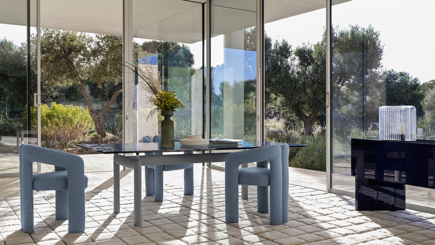 11 a villa and its garden dining