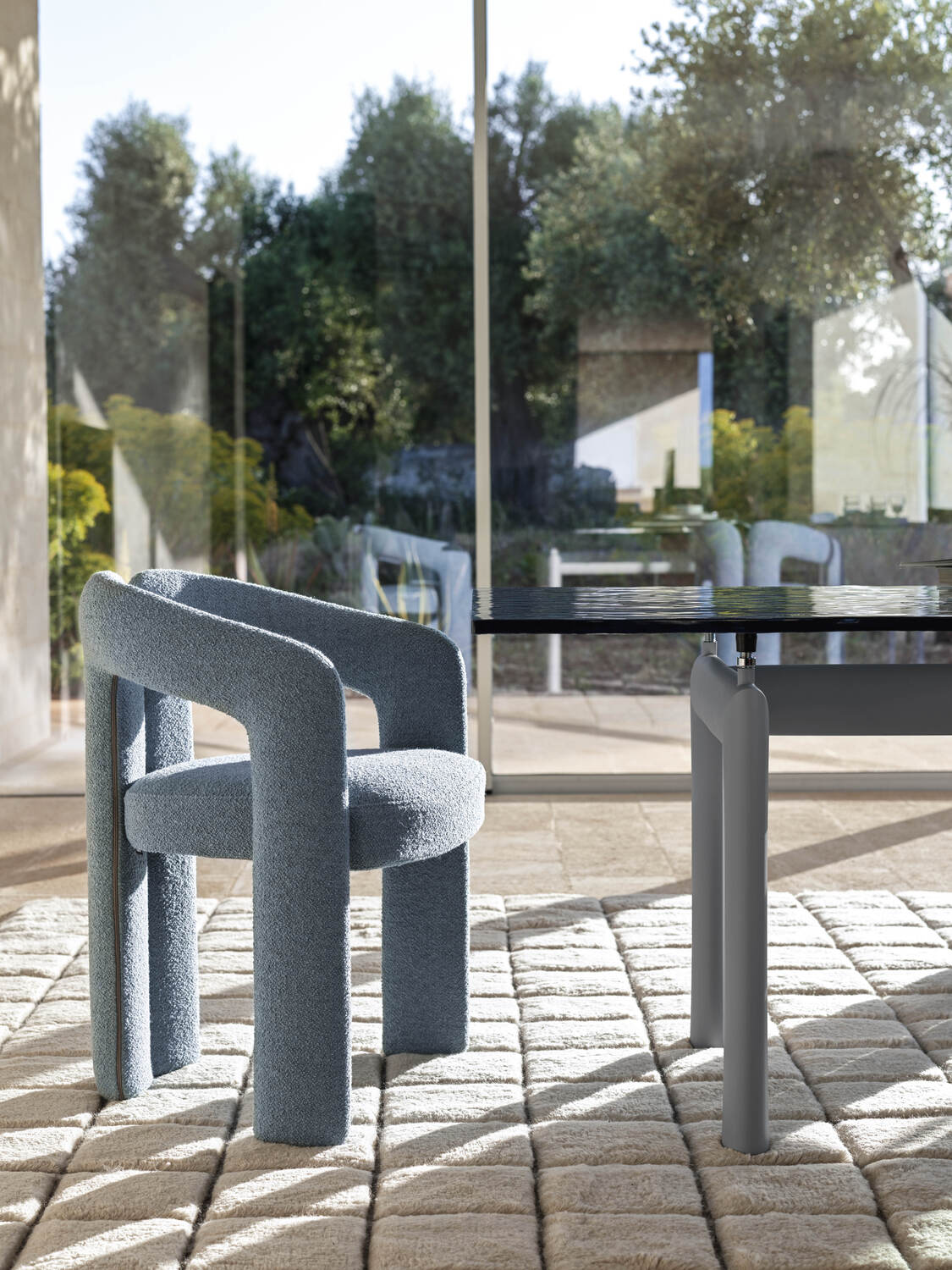 4 a villa and its garden dining