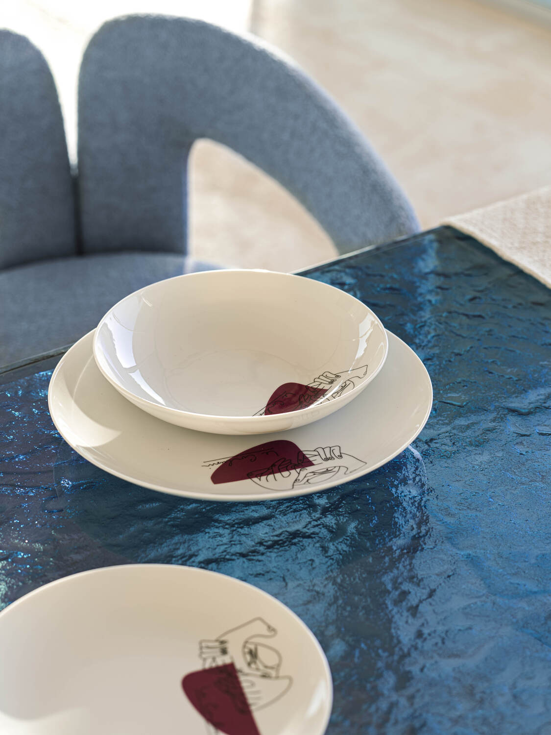 6 a villa and its garden dining